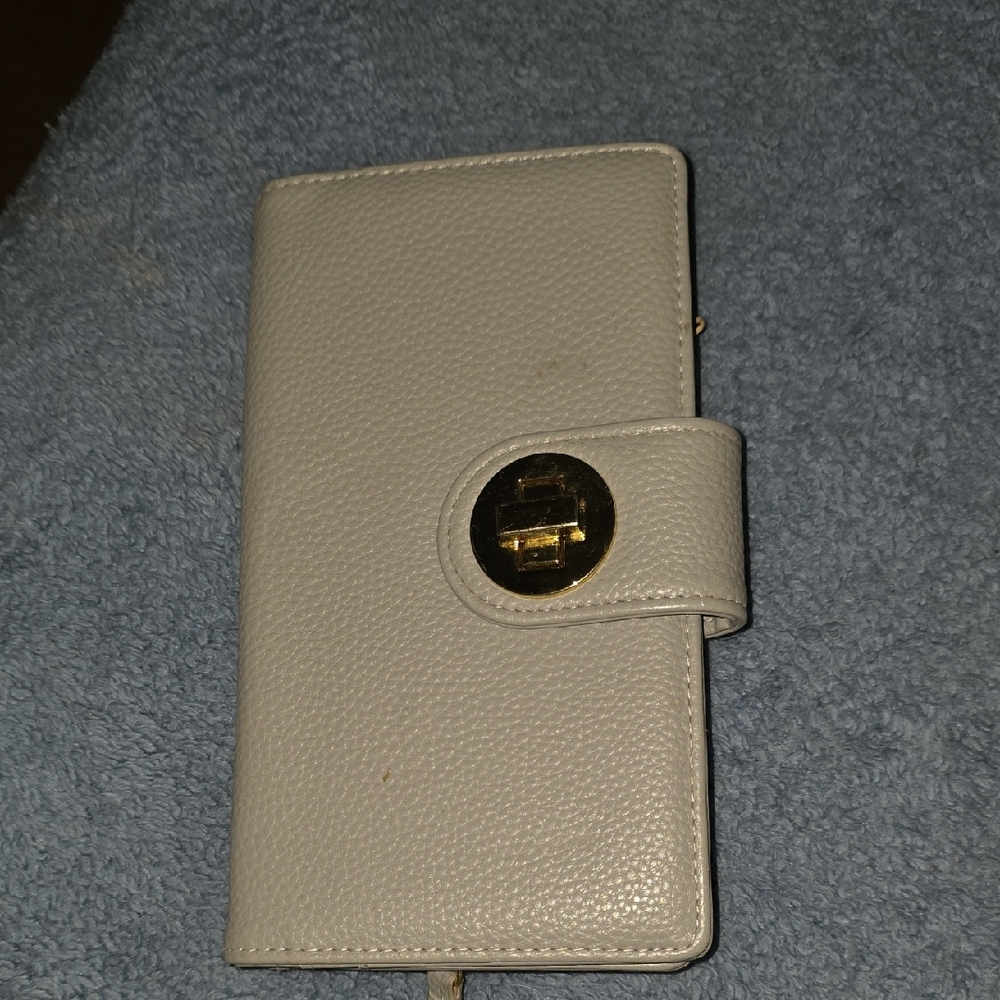 Elegant Gray Wallet with Gold Accent